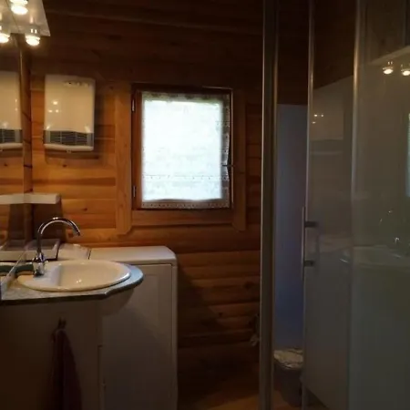בקתה Chalet Barcelonnette, 5 Pieces, 10 Personnes - Fr-1-165-128 *